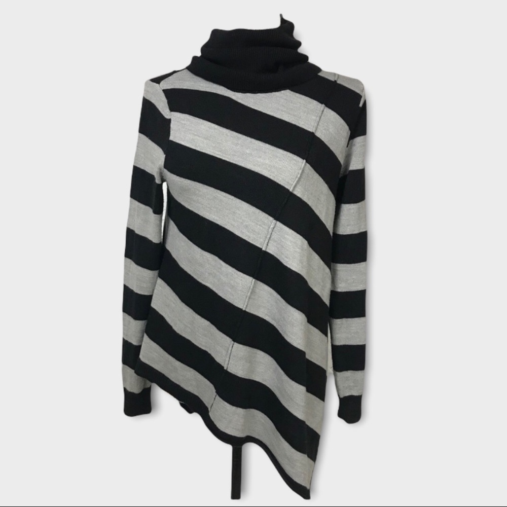NY & Co Gray Black Asymmetric Cowl Neck Sweater